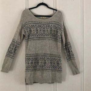 Dark beige/cream and grey sweater